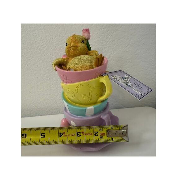 Tophat & Tail Easter Chick Inside Pastel Teacups Figurine Spring Tabletop Decor - Picture 5 of 5